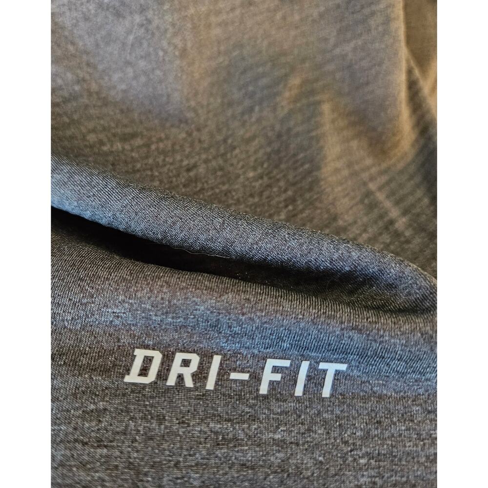 Nike Tiger Woods Collection Dri-FIT Mens Medium 1/4 Zip Golf Pullover Gray - Picture 4 of 10